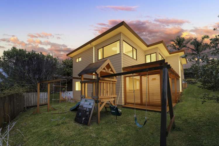 257 Glengarry Road Glen Eden_5