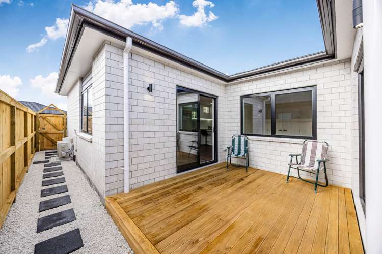 8 Sapwood Crescent_3