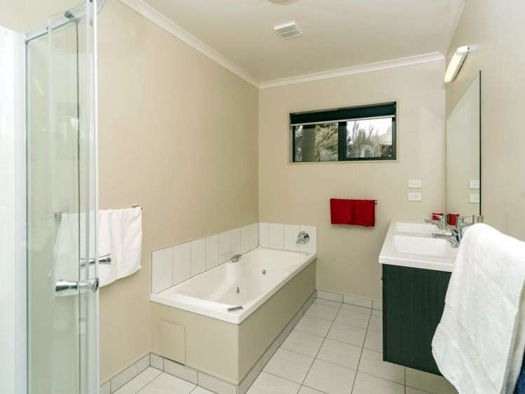 21 Toutouwai Place St Arnaud_13