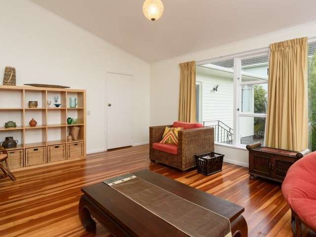 66 Collier Avenue Karori_2