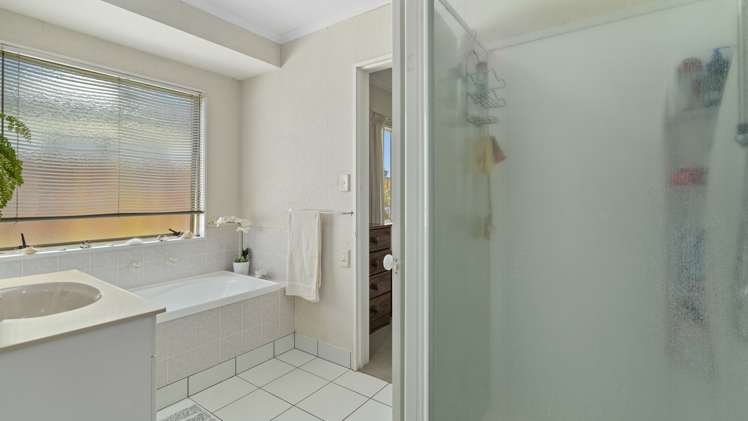 2 Grevillea Place Mount Maunganui_14