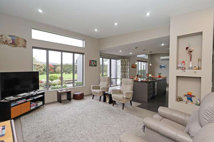 44 Glenroy Park Drive Waikiwi_5