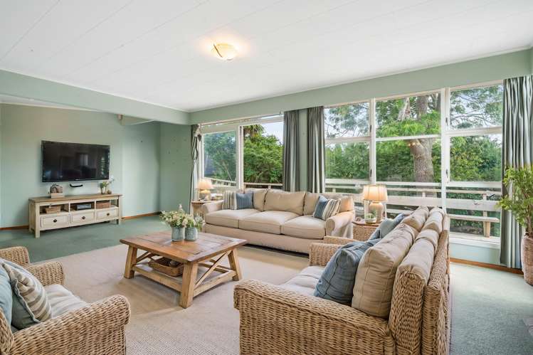 13 Ennis Avenue Pakuranga Heights_1