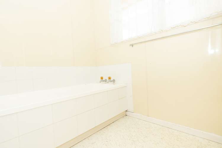 22 Coleridge Drive Enderley_26