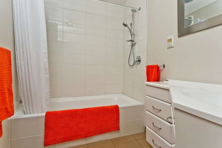 1/215 Eskdale Road Birkenhead_14