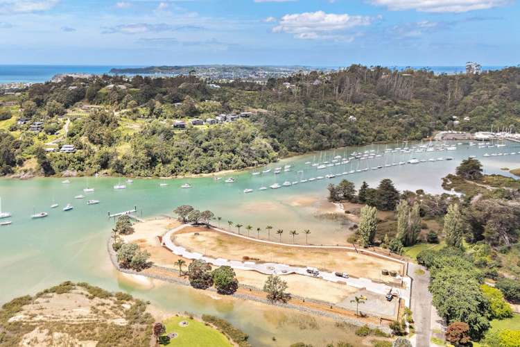 56 Stillwater Crescent Stillwater_10