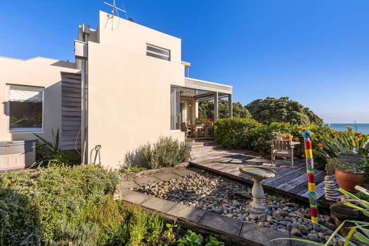 1 Weymouth Street New Plymouth Central_15