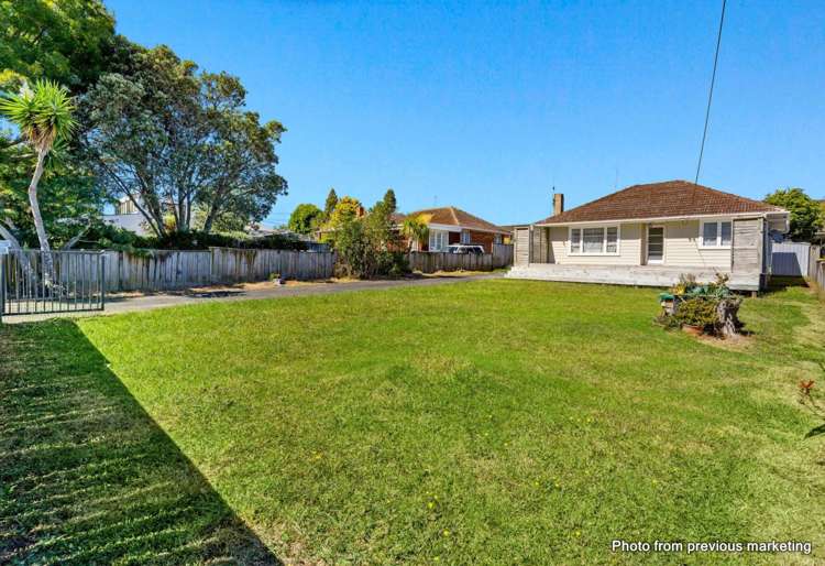 4 Duncan Avenue Te Atatu South_13