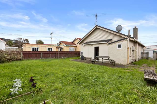 166 Rongotai Road Kilbirnie_1