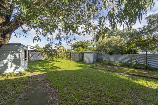 15 Hardie Grove Featherston_2