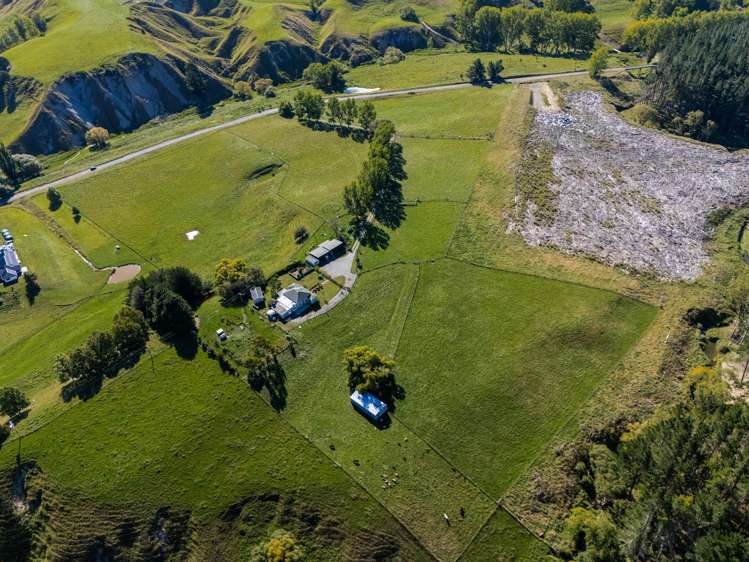 2033 Kahuranaki Road Kahuranaki_29