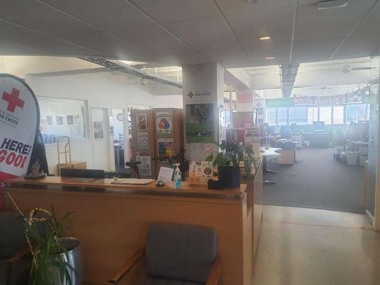 Level 2/39 Webb Street Mount Cook_5