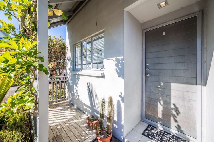 16/9 Georgia Terrace Albany_2