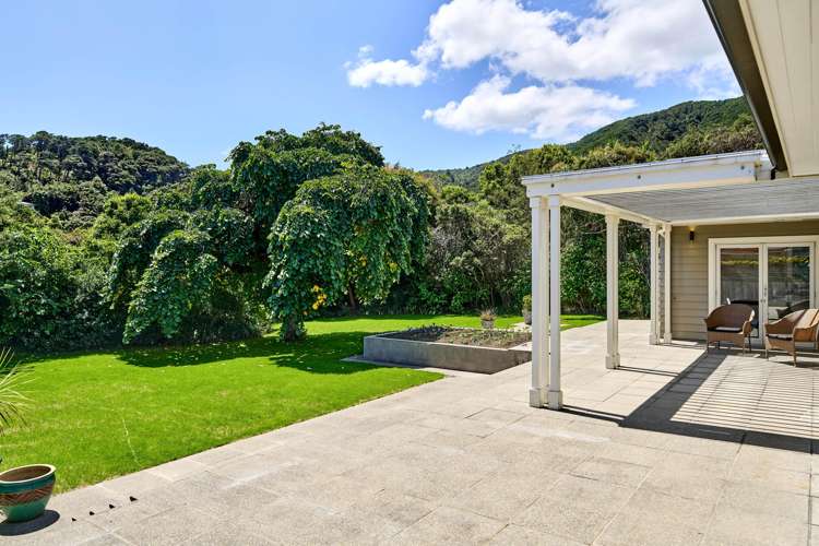 5 Cheviot Road, Lowry Bay Eastbourne_25