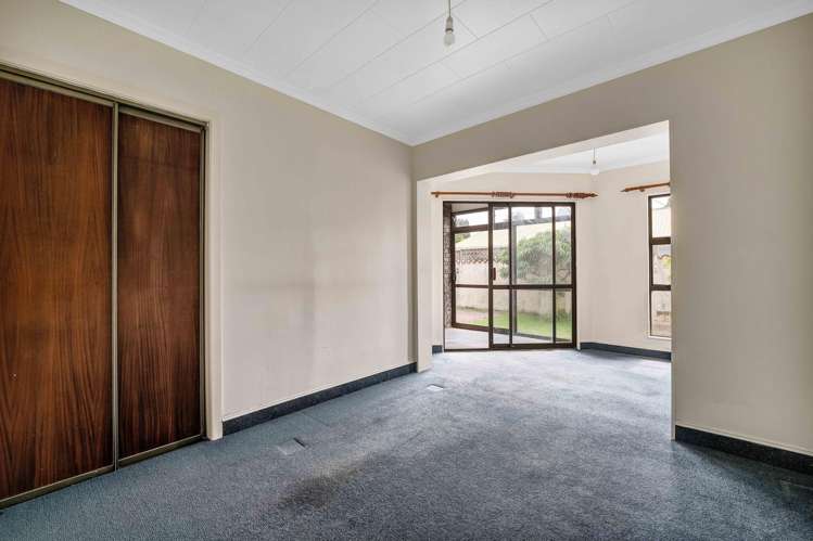 74 Cressida Avenue Stratford_14