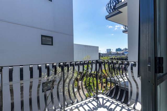 2F/30 Randolph Street Eden Terrace_1