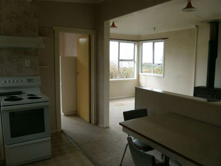 16 Koromiko Street Kaka Point_9