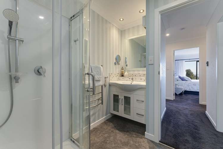 3 Eversley Terrace Richmond_16