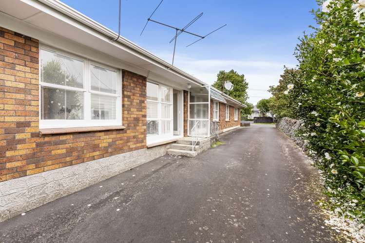 3/61 View Road Mount Eden_8