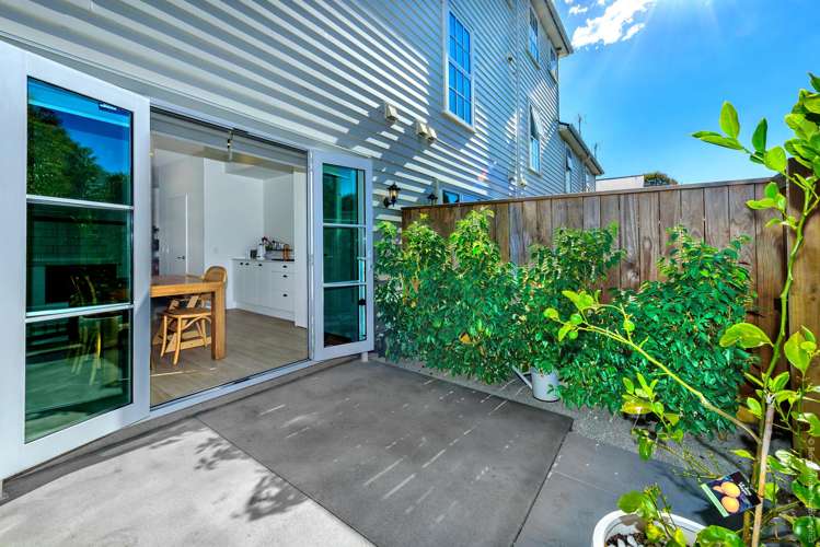 5/2 Albemarle Street Sydenham_9