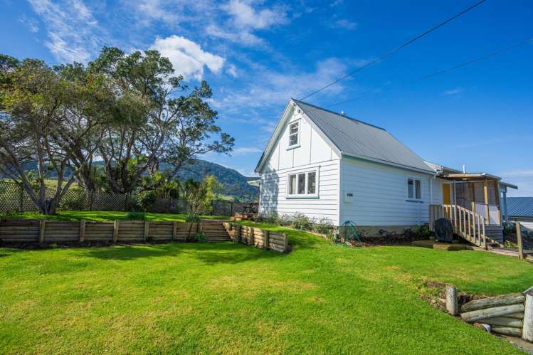 1 Taurikura Street Whangarei Heads_13