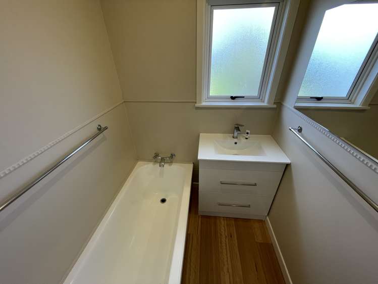 6 McMillian Avenue Te Kamo_9