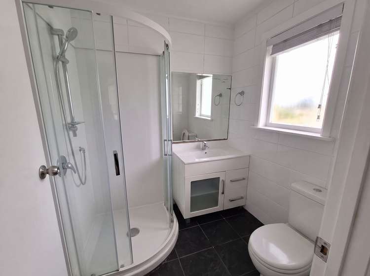 42 Titoki Street Te Atatu Peninsula_11