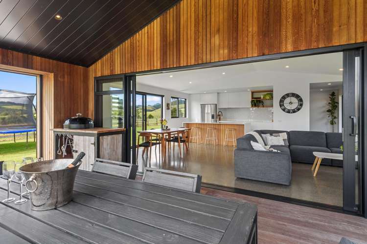 104 Pataua North Road_1