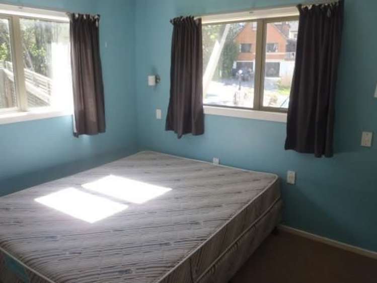 16 Williams Street Fernhill/Sunshine Bay_21