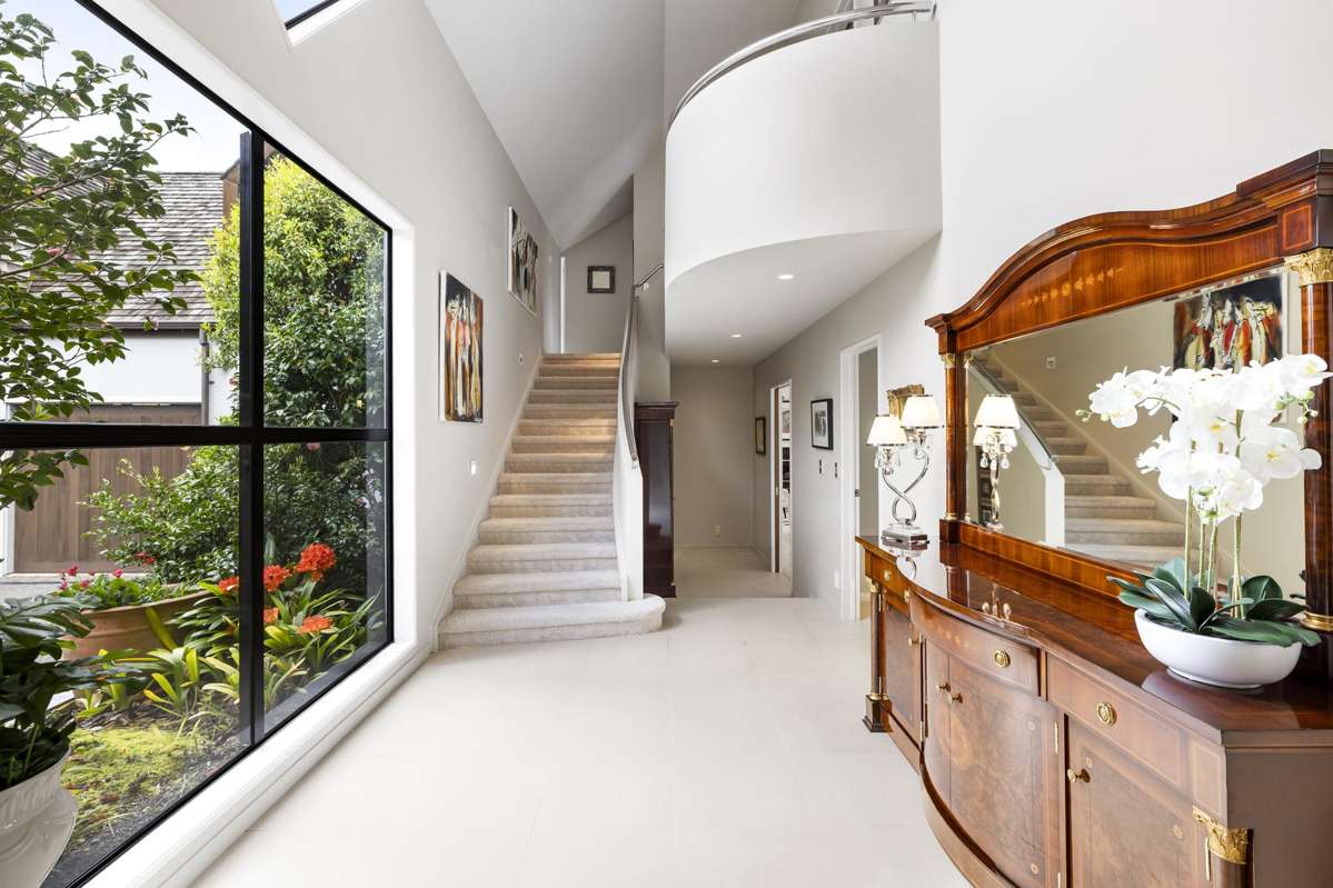 8 Loreto Heights_5