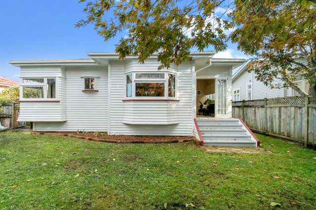 Charming 1930s Bungalow with Timeless Appeal