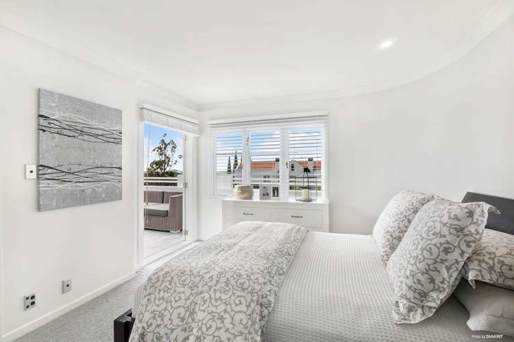 64a Bassett Road Remuera_18