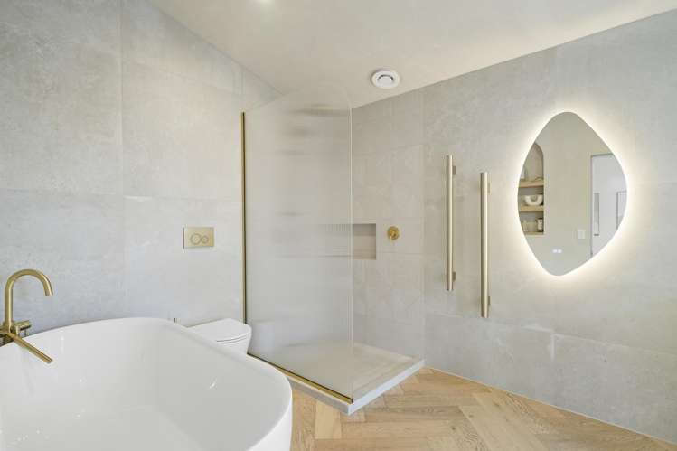 673A Main North Road Belfast_17