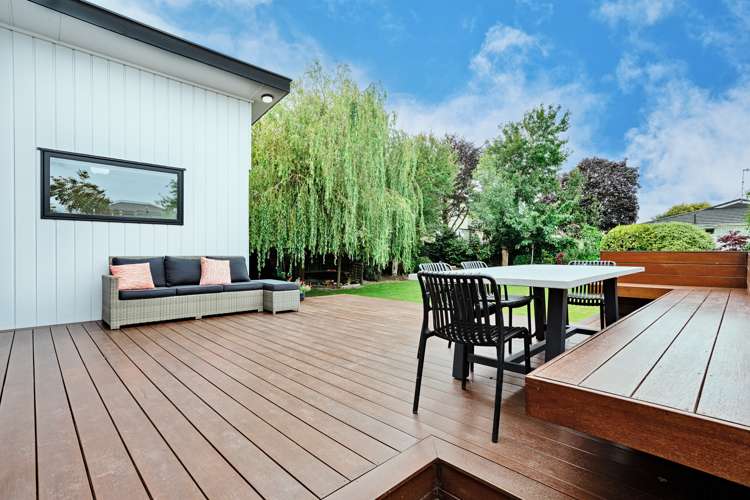 160 Chelmsford Street Windsor_15