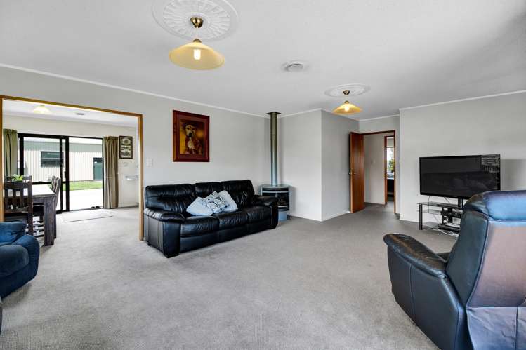 83 Brown Road Waitara_18