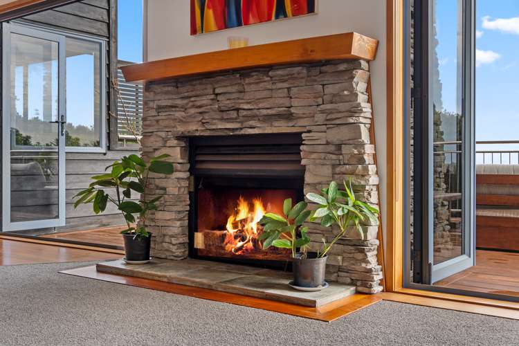 84 Domain Crescent Muriwai_9