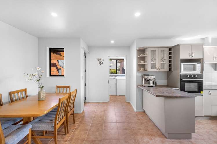 10 Evatt Street Bryndwr_8