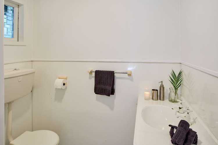 447 Muritai Road Eastbourne_21