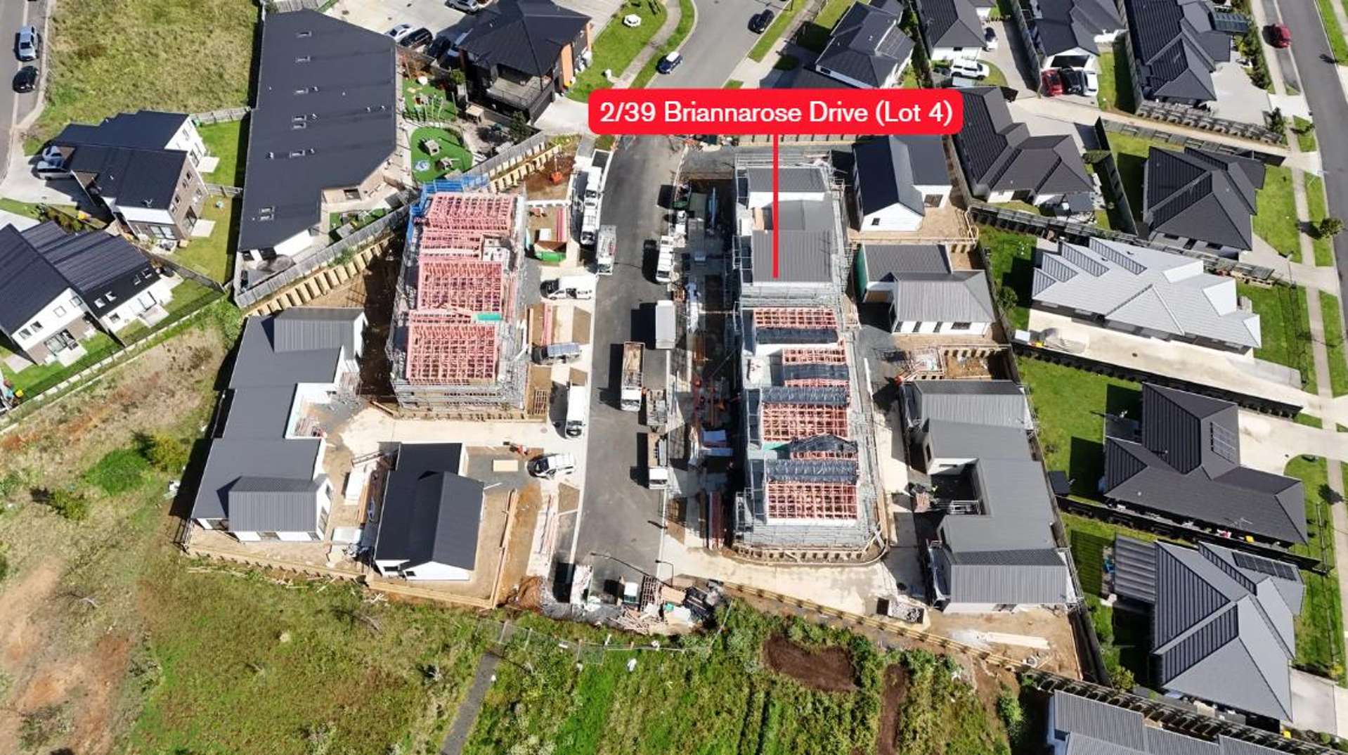 2/39 Briannarose Drive Fitzroy_0