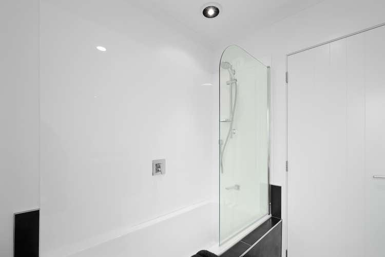 10 Waihinahina Way Mahia_22