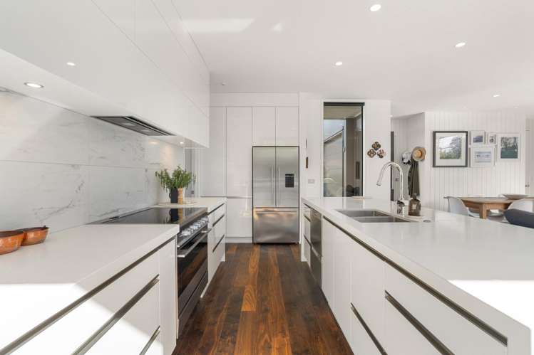 33 Oceanair Drive Pauanui_14