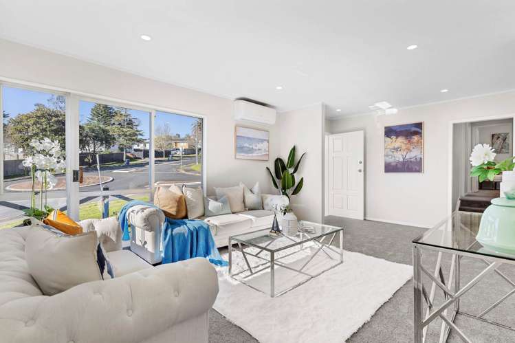 22 Garton Drive Massey_2