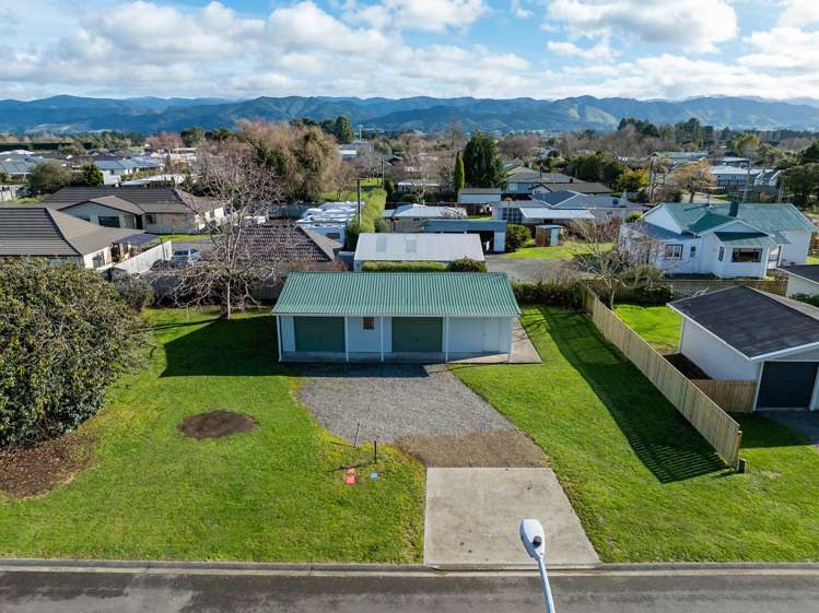 11 Brooklyn Road Carterton_11