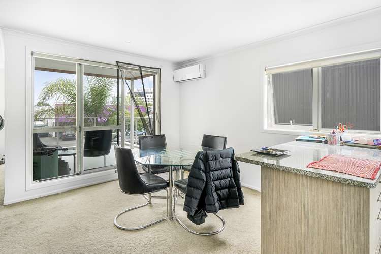 1/9 Vialou Street Hamilton Central_5