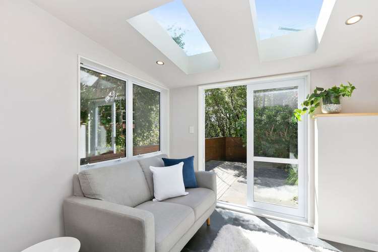 123 Mark Avenue Grenada Village_6