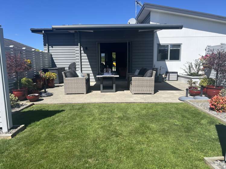 27 Armstrong Avenue Carterton_20
