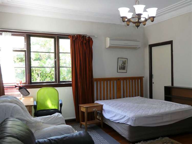 49 Heriot Row North Dunedin_8