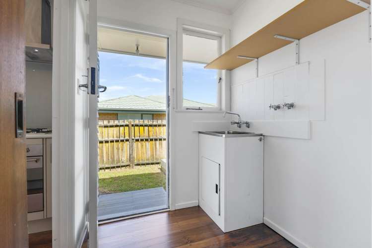 7 Chaucer Place Blockhouse Bay_10