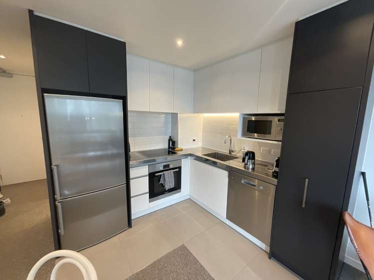 806/145 Nelson Street 10015_6