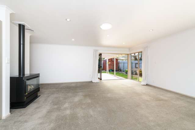 6 Elly Court Feilding_2